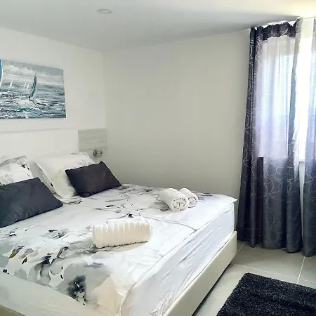Hotel Eva *