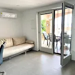 Eva Hotel *