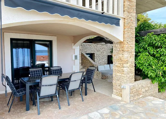 Eva Hotel Zavala