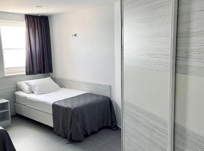 Hotel Eva Zavala